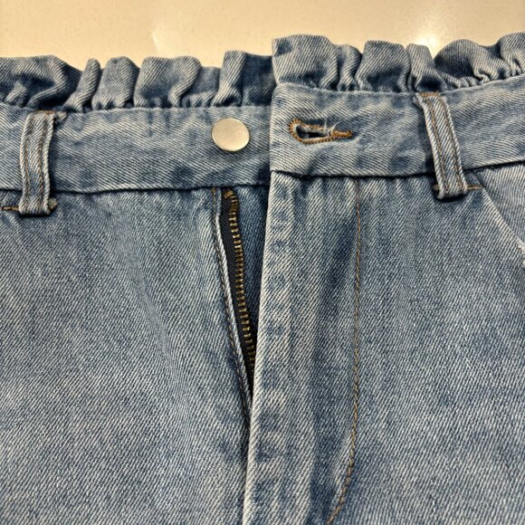 Hayden Light denim mini skirt, ruffled waist, frayed Hemline, Vintage Vibe Small - Picture 3 of 9